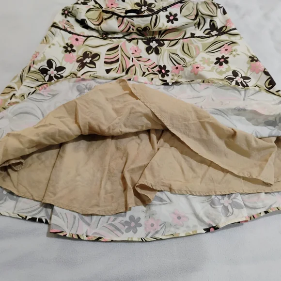 Lapis Cream Floral A-Line Skirt with Pink & Brown Accents - Picture 7 of 10